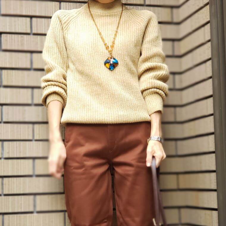 Withコロナ 仕事服の新定番 コットンサテンワイドテーパードパンツ 今日は何着る Workingアラカンのリアルコーデ