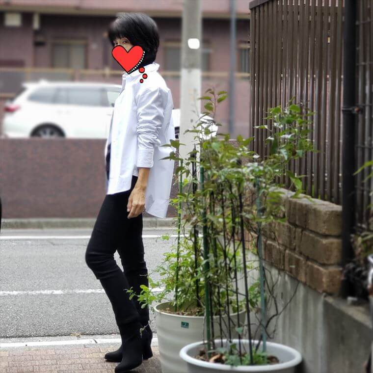 ユニクロ ｊ の白シャツは羽織れば即モード系 今日は何着る Workingアラカンのリアルコーデ