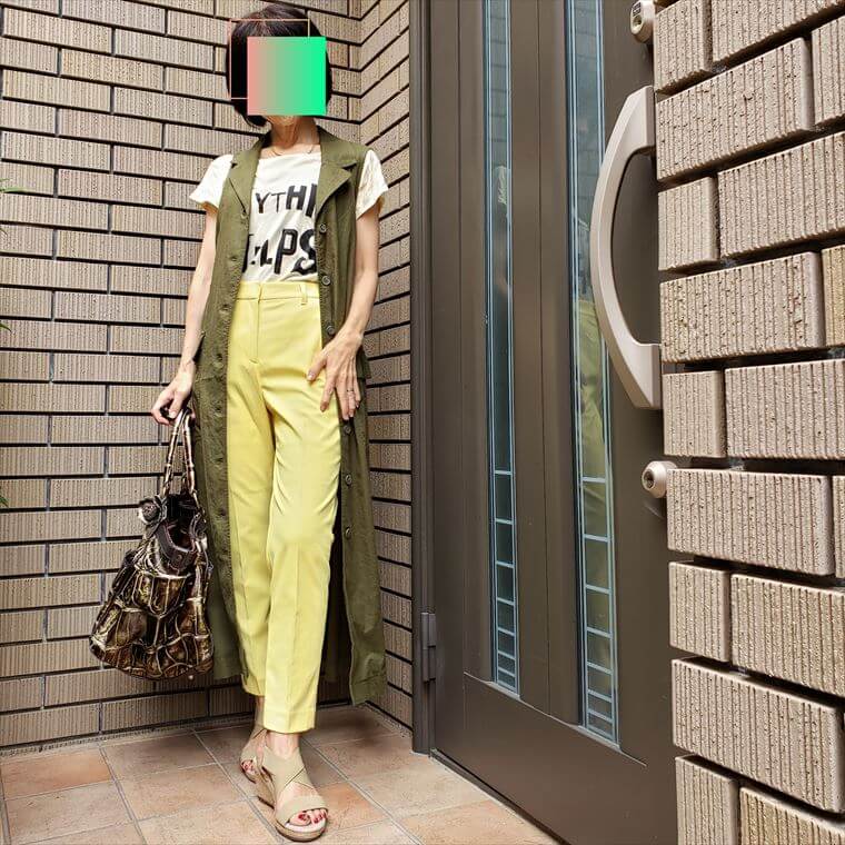 カラーパンツを大人らしく楽しむには 今日は何着る Workingアラカンのリアルコーデ