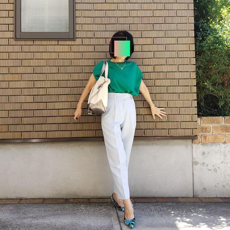 悩ましきハイウエストパンツ タックインする アウトする 今日は何着る Workingアラカンのリアルコーデ